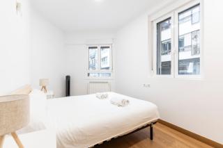 Espacioso y bien equipado apartamento cerca de la playa - San Sebastián - 1