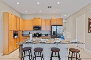 409 Captiva Drive - Davenport - 6