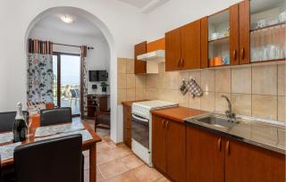 Amazing Apartment In Kostrena With Wifi - Kostrena - 5