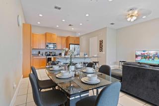 409 Captiva Drive - Davenport - 3
