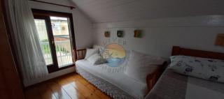 Linda Casa no Centro da Praia, Próximo a Praia e Comércio em Geral - Bombinhas - 5