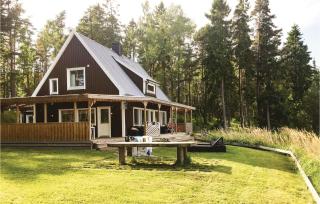 2 Bedroom Beautiful Home In Mellerud - Mellerud - 8
