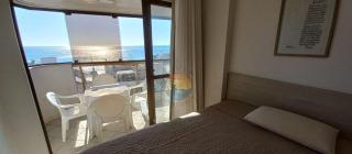 Apartamento Alto Padrão Com Vista ao Mar na Avenida Principal da Praia ao Lado de Comércio em Geral - Bombinhas - 3