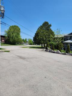Princess Motel - Bobcaygeon - 1