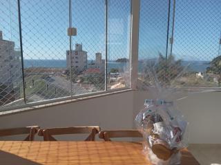 Apartamento com varanda e vista para o mar 1 - 4