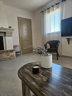 Comme un Dimanche, piscine privée avec jardin - Joucas - 7