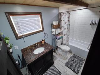 Cedar House - Rockaway Beach - 1