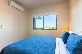 Modern Condo Wifi 200mb, 2 Gyms, 6pools, Balcony - Playa del Carmen - 2