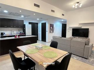 2-Bedroom Holiday Home in Remraam Community - Dubai - by Alphatel Vacations - Dubai - 6