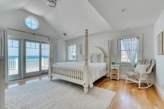Oceanfront Beach House 4 Bdrms - 2