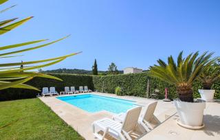 Nice Home In Sauveterre - Sauveterre - 1