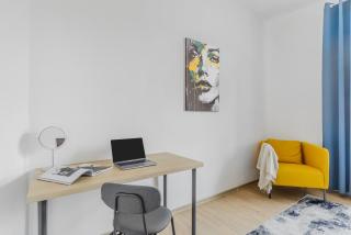 Apart with 3 bedroom for family - Prague - 7
