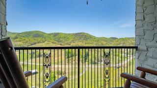 Mountain Views at Dolly's Castle Unit 5 - Sevierville - 4