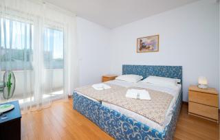 Amazing Apartment In Premantura - Premantura - 5