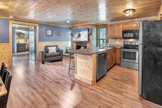 Mountain Views at Dolly's Castle Unit 2 - 5