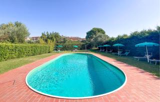 Lovely Apartment In Tuoro Sul Trasimeno With Wifi - 0