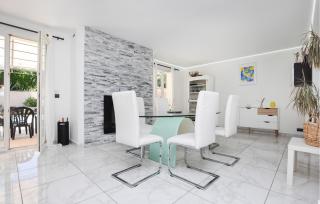 Awesome Home In La Roquette-Sur-Siagne - 4