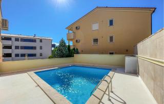 Cozy Apartment In Liznjan - 0