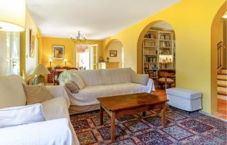 Beautiful Home In La Tour-Daigues - La Tour-dʼAigues - 7