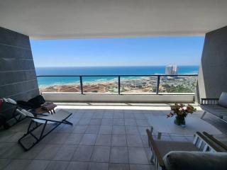 Sunny Sea View 4B apt 29 floor - Bat Yam - 7