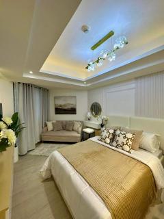 Blissful Bali Studio Azure North by THE BALI CORNER AT AZURE NORTH, High Floor, Beautiful View of Resort Amenities and Mt Arayat - 4