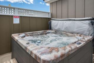 CB38 Crabby Crib - Corolla - 8