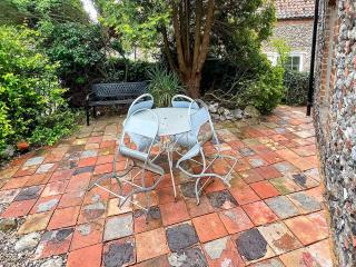 Blacksmiths Cottages - Stiffkey - 8