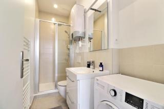 Le Charpennes - Beautiful T1 Apartment - Villeurbanne - Villeurbanne - 3