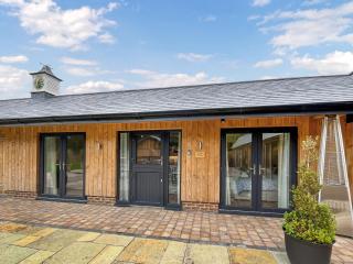 Hole Farm - Stable Cottage - Shootend - 9