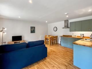Hole Farm - Stable Cottage - Shootend - 1