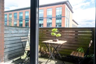 Anime Suite - Central and Free Parking with Netflix - Birmingham - 5