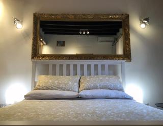 Brera VIP SpotLight - Brera - Duomo - Castello Sforzesco - Lanza Metro M2 - Milan - 6
