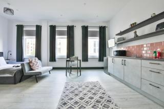 StayRight Elegant Kingsway Studio #5 - Central Location - Swansea - 9