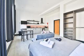 StayRight Elegant Kingsway Studio #5 - Central Location - Swansea - 2