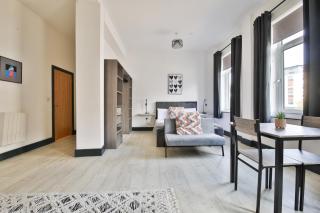 StayRight Elegant Kingsway Studio #5 - Central Location - Swansea - 8