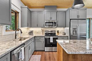 Higher Ground at Lake James - 9