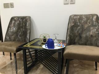 Luxury Apartments on Daily, Weekly and Monthly basis - Lahore - 3