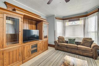 Countryside Biggsville Home with Yard, Dogs Welcome! - - 6