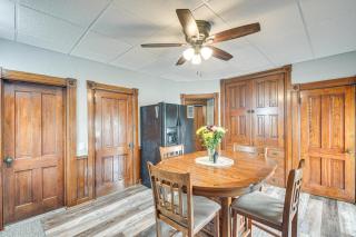 Countryside Biggsville Home with Yard, Dogs Welcome! - - 2