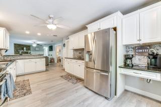 Spacious Tavares Home with Private Outdoor Oasis! - 1