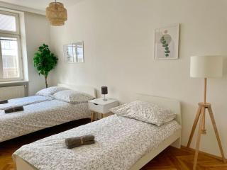 110m2 Stylish 4 Bedroom Apartment - Viena - 9