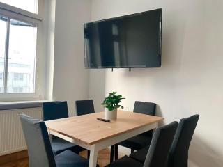 110m2 Stylish 4 Bedroom Apartment - Viena - 1