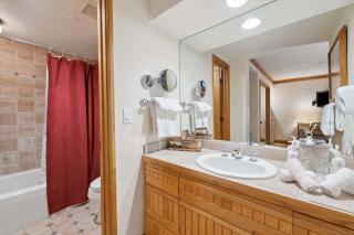 The Charter at Beaver Creek E435 - 7