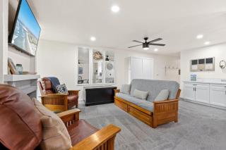 G6 - Answered Prayers Cottage - Oceanside - 1
