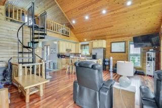 Lakefront Views and Private Yard Three Mile Bay Gem - - 7