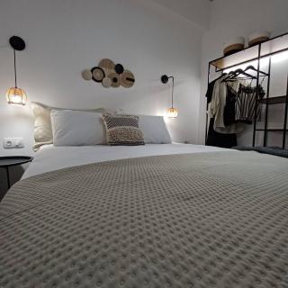nisaki rooms & apartments - 9