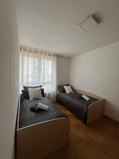 Zagreb 365,Premium Apartment with FREE Private Parking - Zagabria - 3