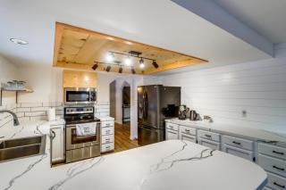 Northern Bliss House with Mountain Views! - Fairbanks - 1