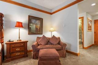 The Charter at Beaver Creek F215 - 7