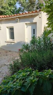 Maisonnette en Provence climatisée, wifi, parking - Arles - 0